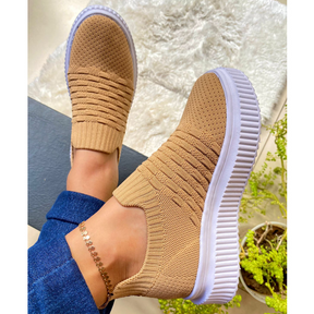 Tênis Feminino Plataforma slip on Casual Blogueirinha