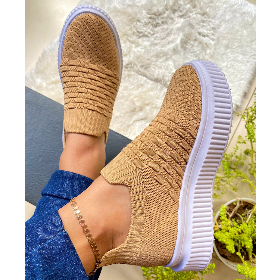 Tênis Feminino Plataforma slip on Casual Blogueirinha