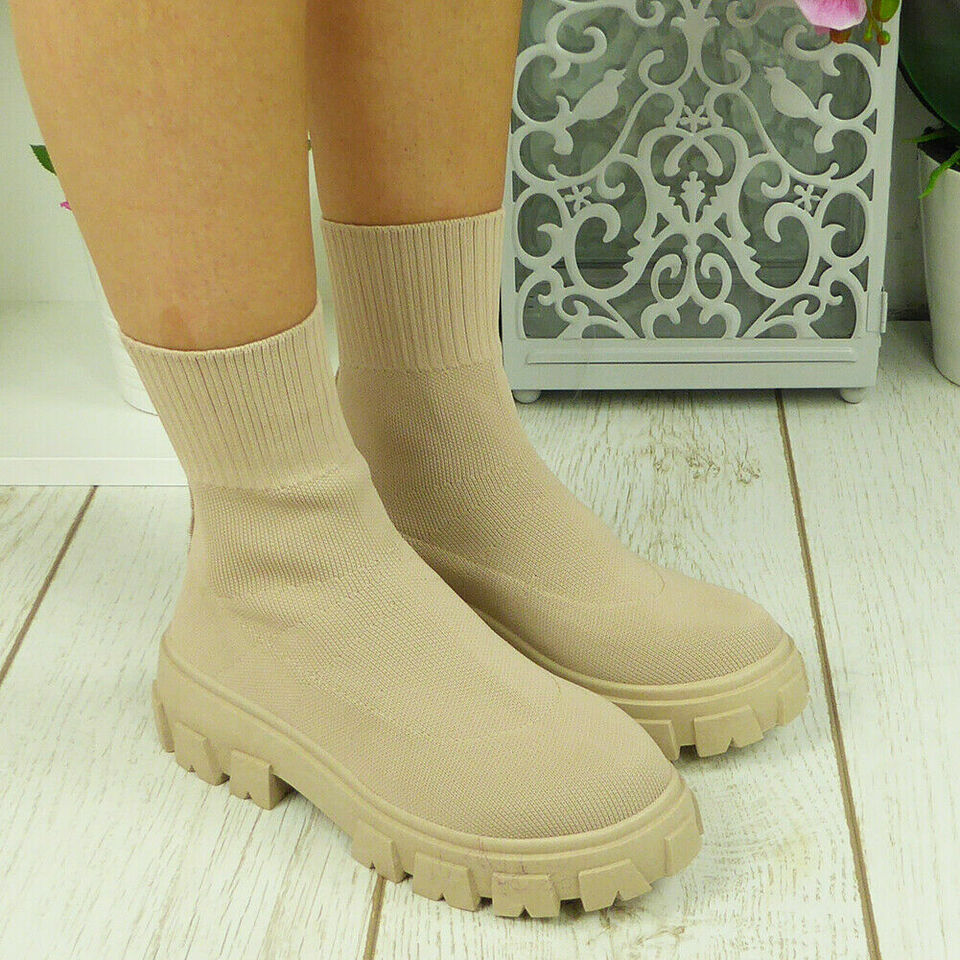 Bota Feminina Cano Médio Tratorada Neutral Flex