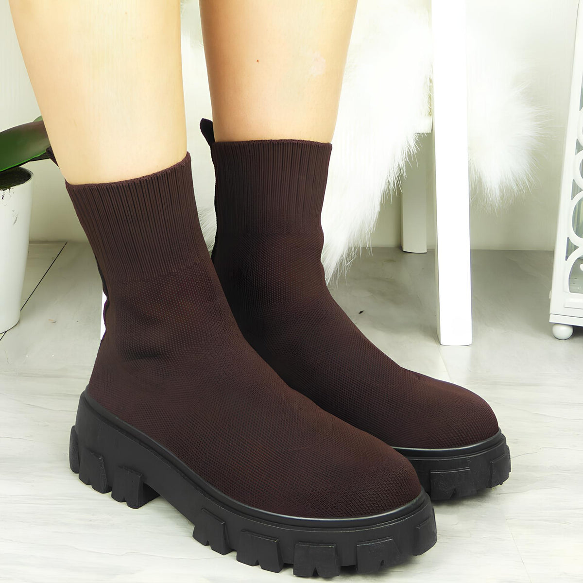 Bota Feminina Cano Médio Tratorada Neutral Flex